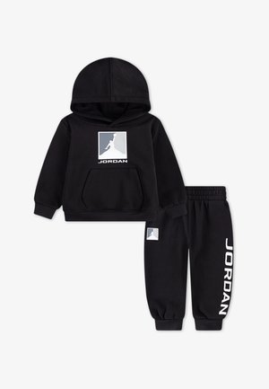 Jordan SET - Trainingsanzug - black