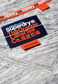Superdry & Co Triko s potiskem - off-white