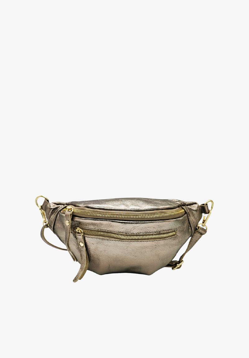 Sac à bandoulière en bronze métallique avec deux poches zippées, texture en cuir, quincaillerie dorée et sangle ajustable. Design compact et arrondi.