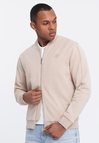 Ombre OM-JANP - Bomberjacke - beige