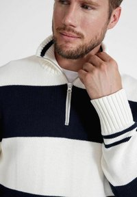 Holebrook SIVERT T-NECK - Pulóver - off white navy