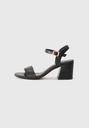 Classic heels - black