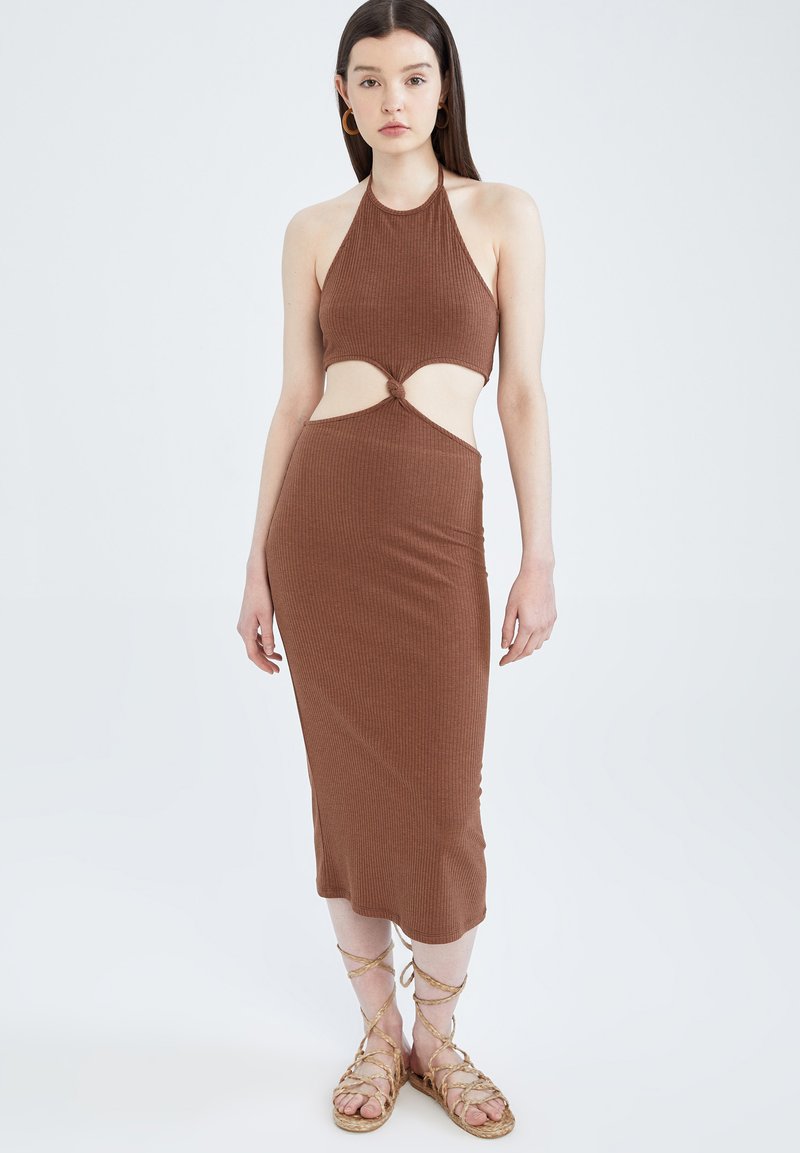 DeFacto Gebreide jurk bruin DeFacto Gebreide jurk bruin