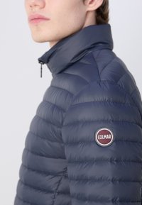 Colmar Originals MENS JACKET - Jakna ispunjena paperjem - navy blue/vulcan