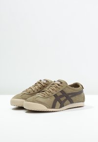 Onitsuka Tiger Tenisky - olive