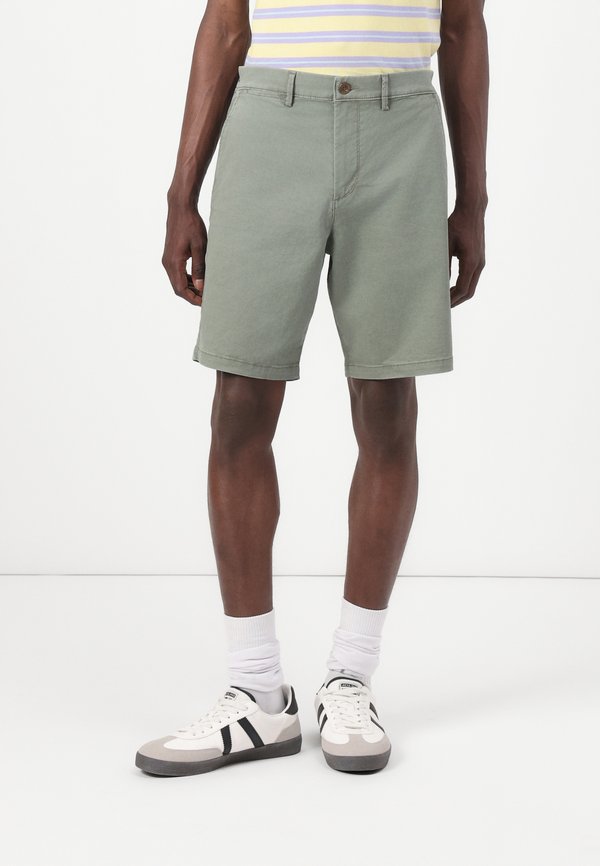 ESSENTIAL SHORT - Shorts