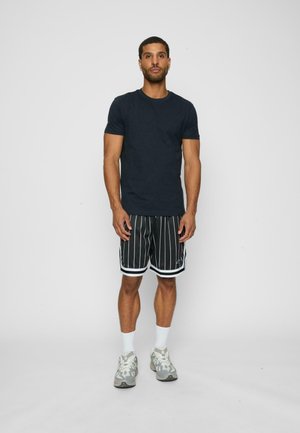 Urban Classics, TEE 6-PACK - Lihtne T-särk - blk blk wht wht nvy nvy
