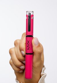 NYX Professional Makeup SHINE LOUD HIGH PIGMENT LIP SHINE - Läppglans - lead everything