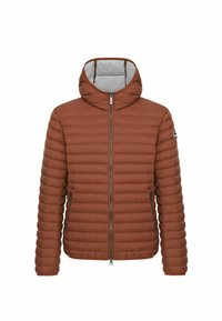 Bruine pufferjack met een capuchon, voorzien van horizontale doorgestikte lijnen, een rits aan de voorkant en zijzakken. Aan de binnenkant gevoerd met een lichtere kleur.