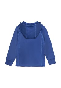 Modra kapuca iz mehke, raztegljive tkanine. Ima podloženo kapuco, dolge rokave in kontrastne šive vzdolž šivov. Ni vidnih vzorcev.