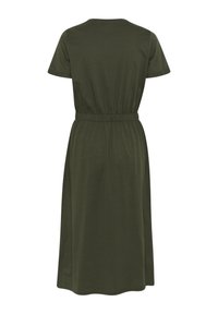Olivgrünes, knielanges Kleid mit kurzen Ärmeln und gerafft Taille. Aus leichtem Stoff gefertigt, mit glatter Textur und einfachem Design.