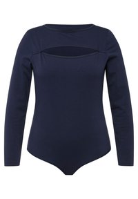 Marineblaue Langarm-Bodysuit mit einem Ausschnitt unter dem Ausschnitt und einer taillierten Passform. Hergestellt aus einem glatten, weichen Stoff mit einem schmalen Saum.