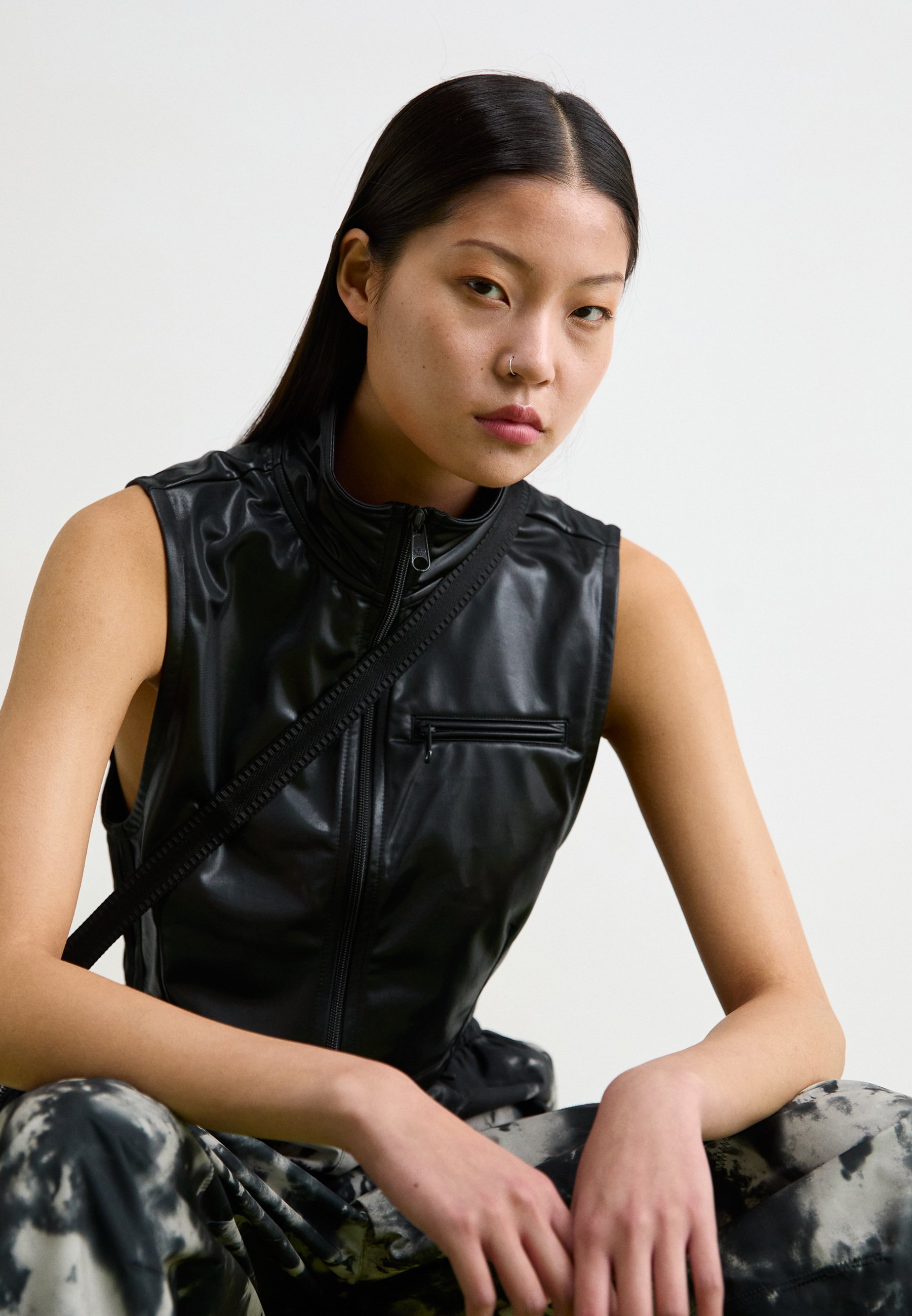 adidas Originals PRIDE - Waistcoat - black - Zalando.co.uk