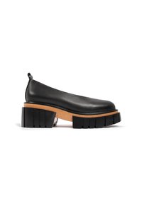 Schwarzer Lederschuh mit runder Zehenpartie und strukturiertem Absatz. Verfügt über eine klobige schwarze Sohle und eine korkfarbene Zwischensohle.