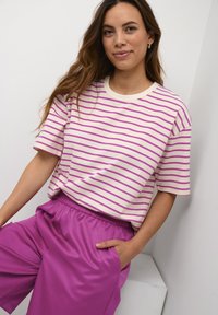 Kaffe WINNY 1/2 SLEEVE - Print T-shirt - ant white fuchsia stripe