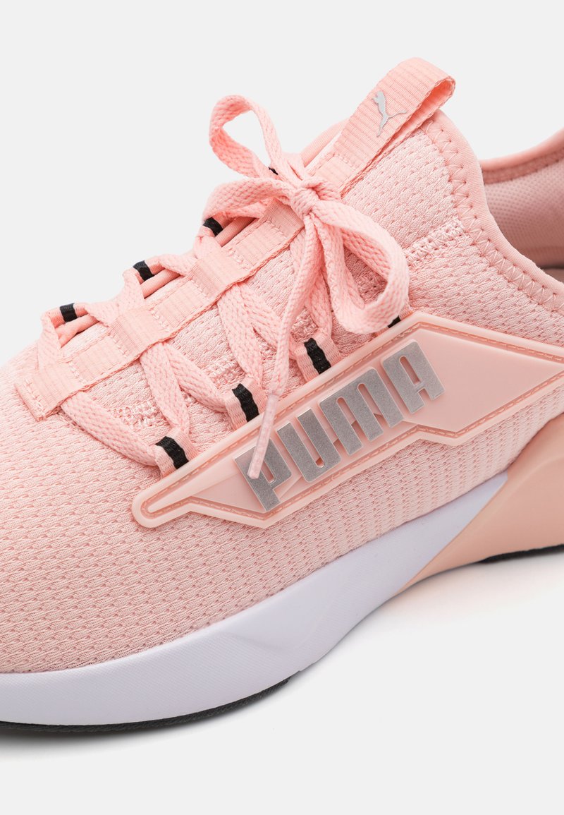 puma retaliate femme