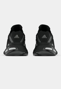adidas Originals Sportcipő - core black/silver-coloured metallic