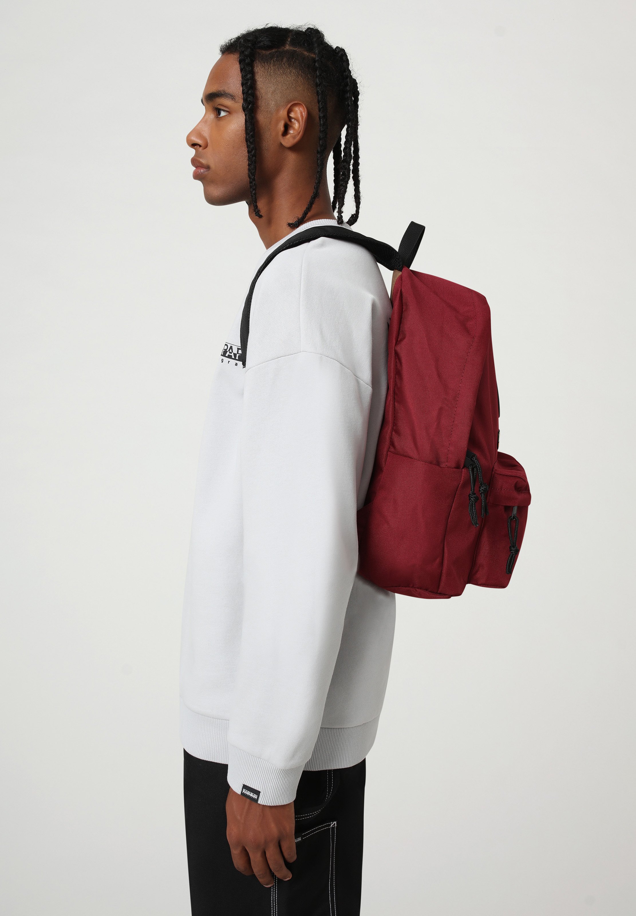 napapijri backpack uk