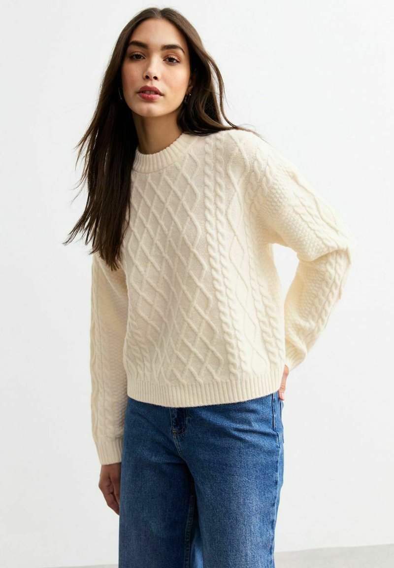 New Look CABLE  - Stickad tröja - off white