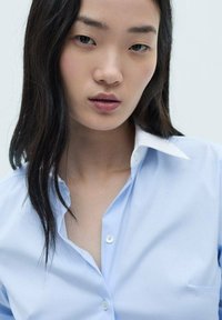 Mango Blus - light blue