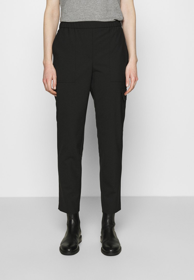 Marc O'Polo PANTS SMART MEDIUM RISE CROPPED ELASTIC IN WAISTBAND - Παντελόνι cargo - black