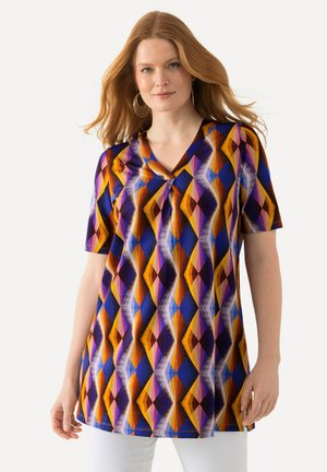 Korte mouwen, V-hals top met een geometrisch patroon in levendige tinten paars, oranje en blauw, gemaakt van zachte, rekbare stof.