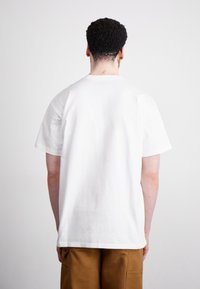 Thumbnail Image 4