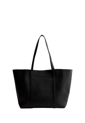 Borsa tote in pelle nera con due lunghe tracolle e una piccola tasca frontale, mostrata su sfondo bianco.