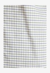 Unausgewählt, green check