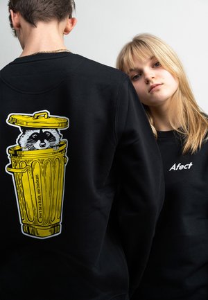 SKATTA TRASH2 BACKPRINT - Collegepaita - black
