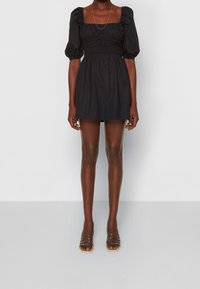 Faithfull the brand Vapaa-ajan mekko - black