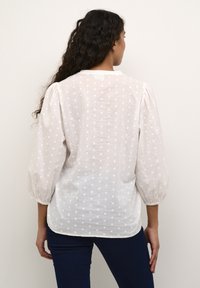 Kaffe KAJOLLIA - Bluse - chalk w. flower