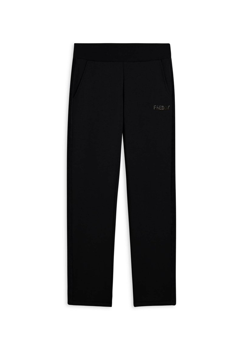 Pantalones jogger negros con una textura suave, que presentan una cinturilla ancha y dos bolsillos laterales. Logo de "Freddy" en una fuente pequeña cerca de la cadera.