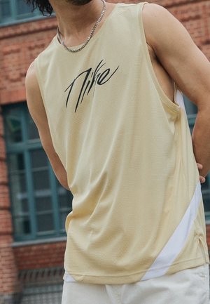 Top - gold-coloured