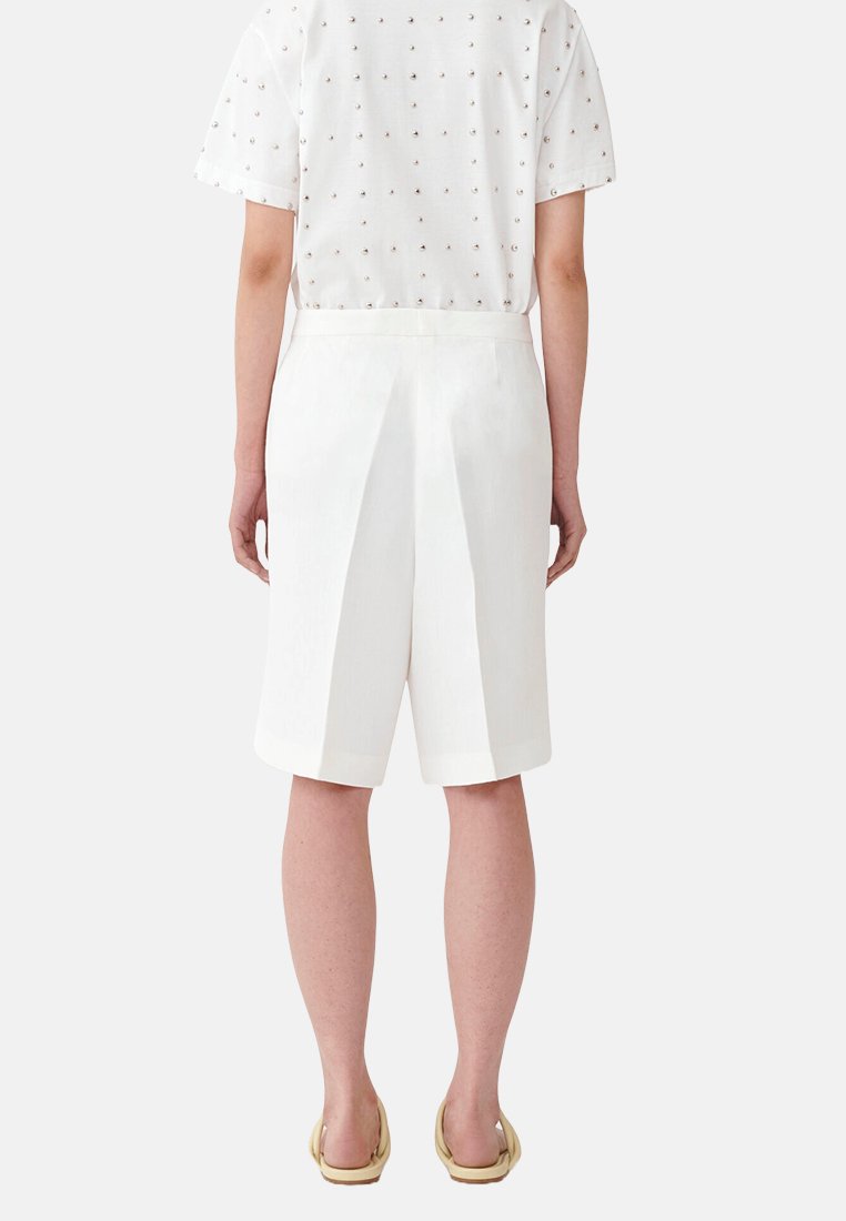 ショートパンツ FABIANA FILIPPI Women Shorts  Burmudas PAD265F291D623 1259 Stretch viscose and linen shorts, taupe for Women | Fabiana