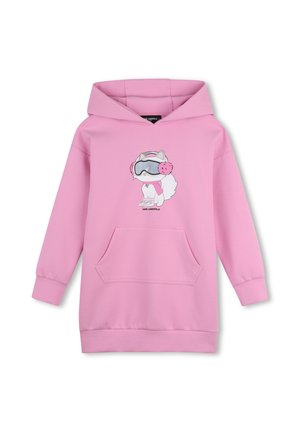 Roze hoodie met voorzak met een cartoon van een witte hond met skibril, oorwarmers en sjaal.