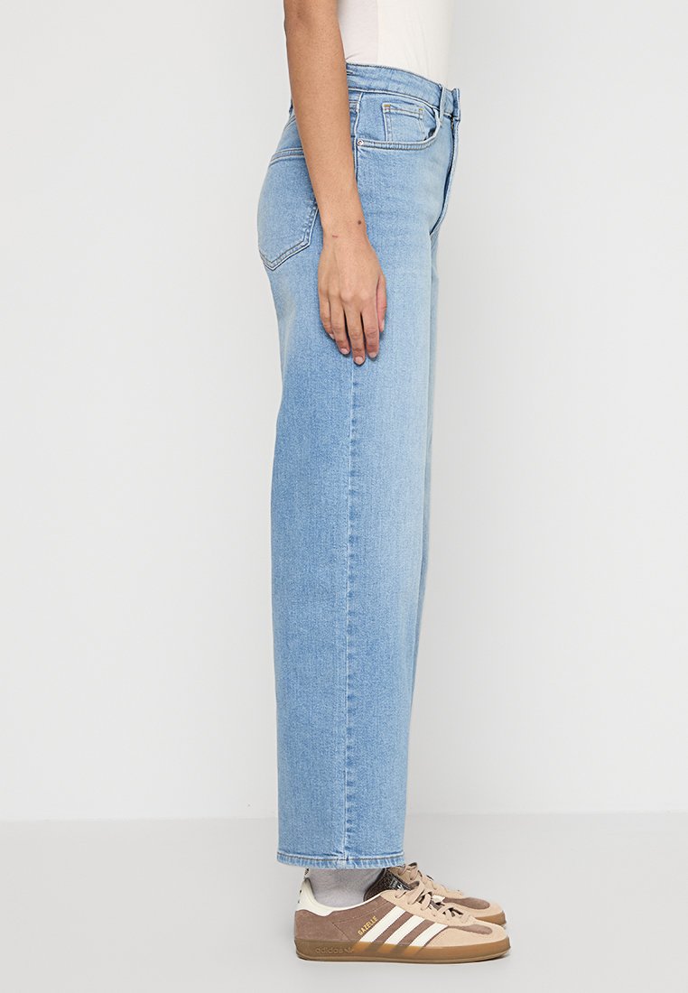 Wide-fit ONLJUDITH High waist Wide Leg Fit