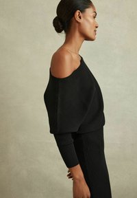 Reiss Jumper dress - black