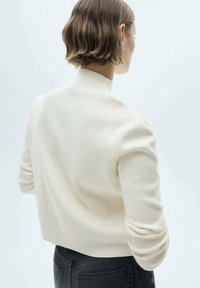 Mango Sweter