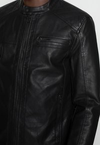 Only & Sons Kunstlederjacke - black