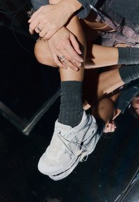 XT WHISPER UNISEX - Αθλητικά παπούτσια - white/lunar rock/ftw silver