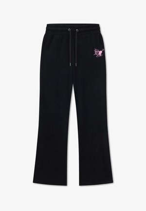 Pantalones negros de pierna ancha con cintura elástica, cordón, bolsillos laterales y pequeños corazones rosas bordados con una flecha en la cadera izquierda.