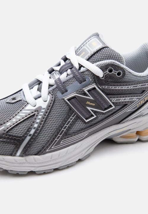 New Balance 1906 UNISEX - Zapatillas - dark silver-coloured metallic/white — foto 6
