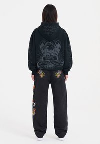 Ed Hardy DEATH-BEFORE MONO  - Mikina na zip - black