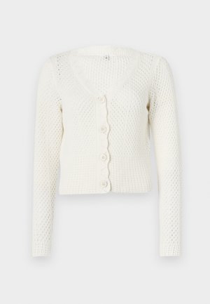Cardigan bianco lavorato a maglia con scollo a V, maniche lunghe e chiusura con bottoni a scallop. Presenta un motivo testurizzato e orlo a costine.