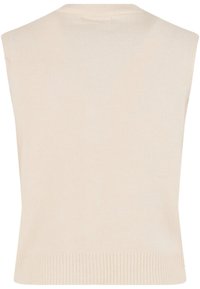 Roomkleurige, mouwloze gebreide top met een gladde textuur, een ronde halslijn en een geribbelde zoom. Eenvoudig ontwerp zonder patronen of versieringen.