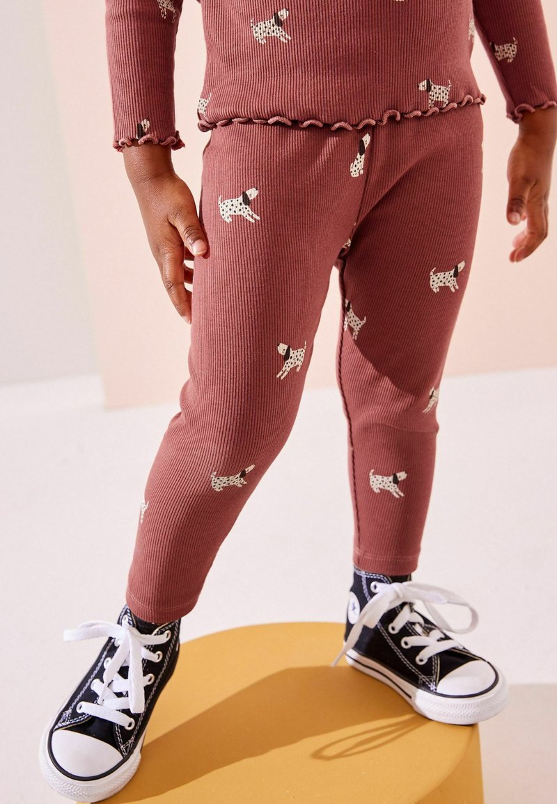 Next STANDARD - Tamprės – kelnės - red dog