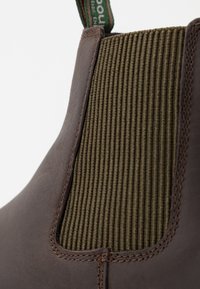 Barbour FARSLEY CHELSEA BOOT - Classic ankle boots - choco
