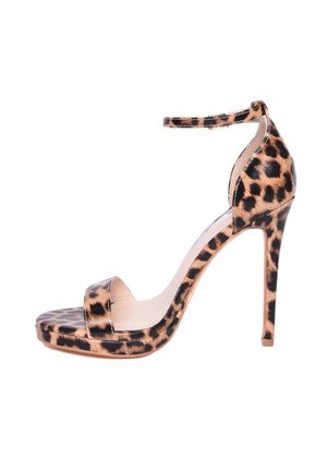 Sandalo con tacco alto in stampa leopardata, con cinturino alla caviglia, apertura davanti e texture liscia; presenta un tacco a stiletto e soletta imbottita.