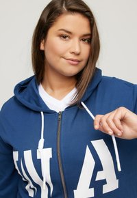 Ulla Popken Mikina na zip - dark blue